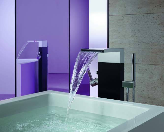 Grifos en forma de cascada para tu baño. – AluminioBanda.com